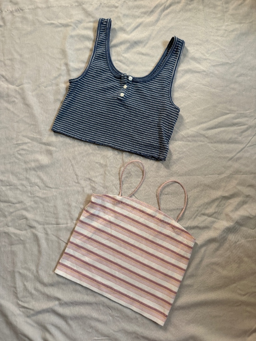 Women's American Eagle Crop Tops, Size Small